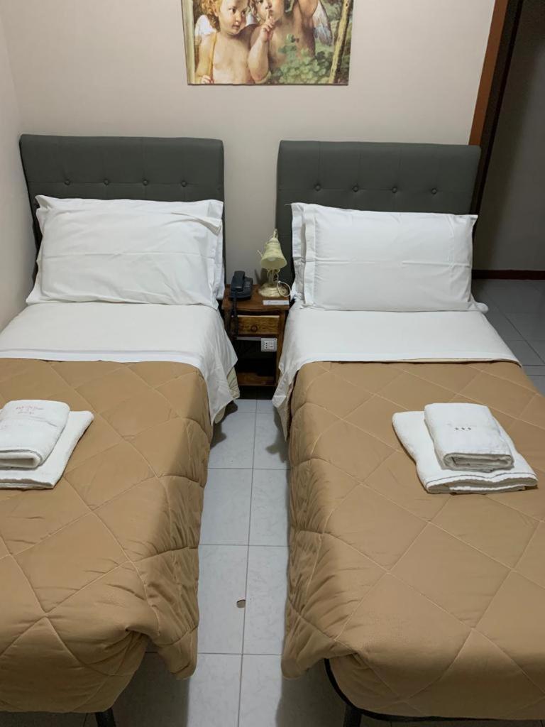 Bed and Breakfast Bb Dante Mesina Exterior foto